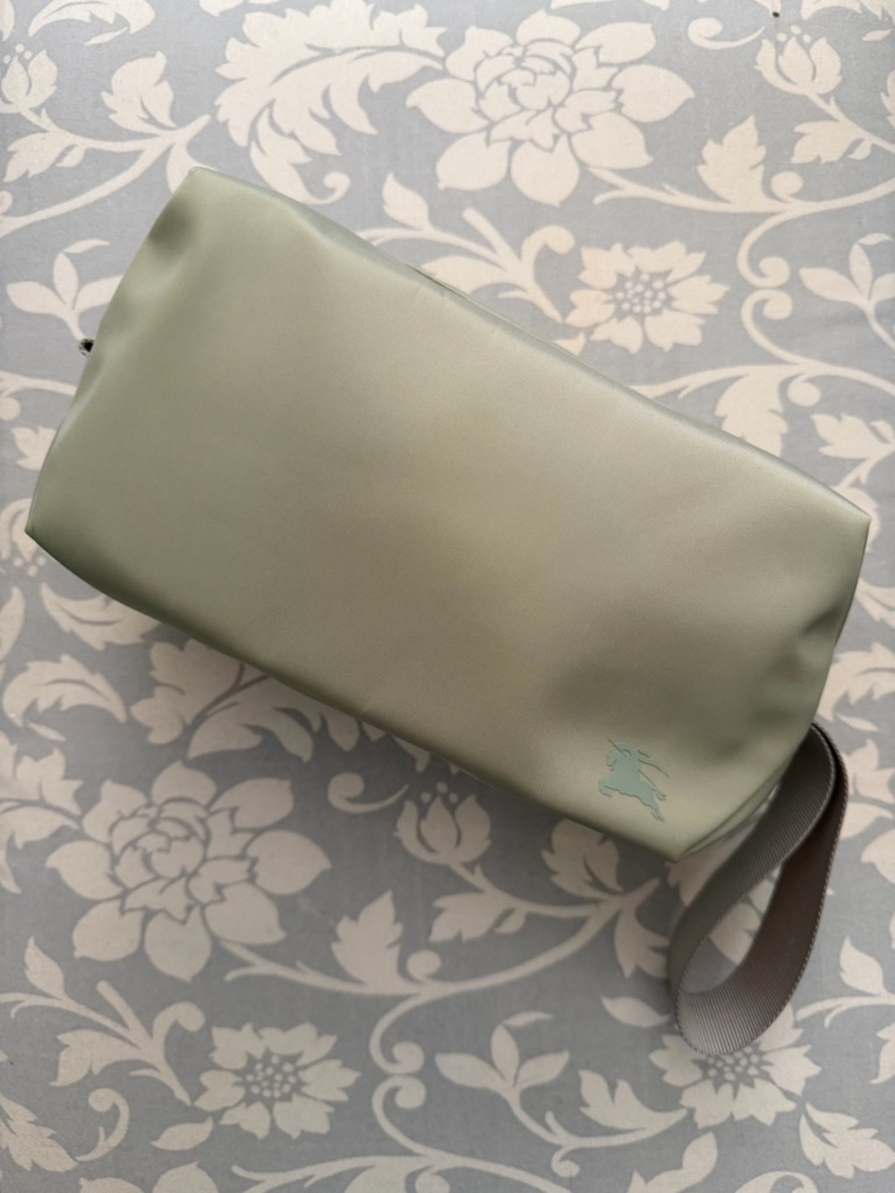 Burberry GWP Sage Green Travel Toiletry Bag Makeup Bag Pouch New